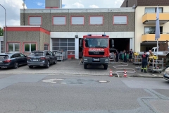 Reinigungsarbeiten bei der Feuerwehr in Hattersheim