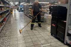 Einkaufsmarkt unter Wasser